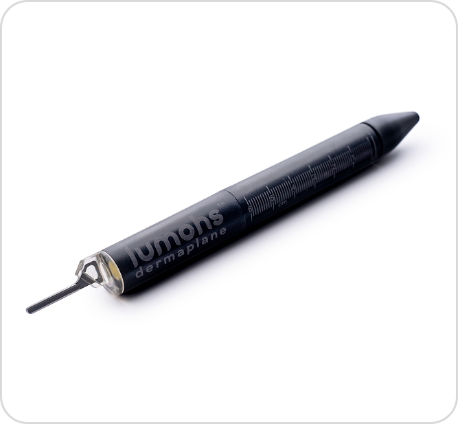 Battery operated Lumohs Dermaplane Wand